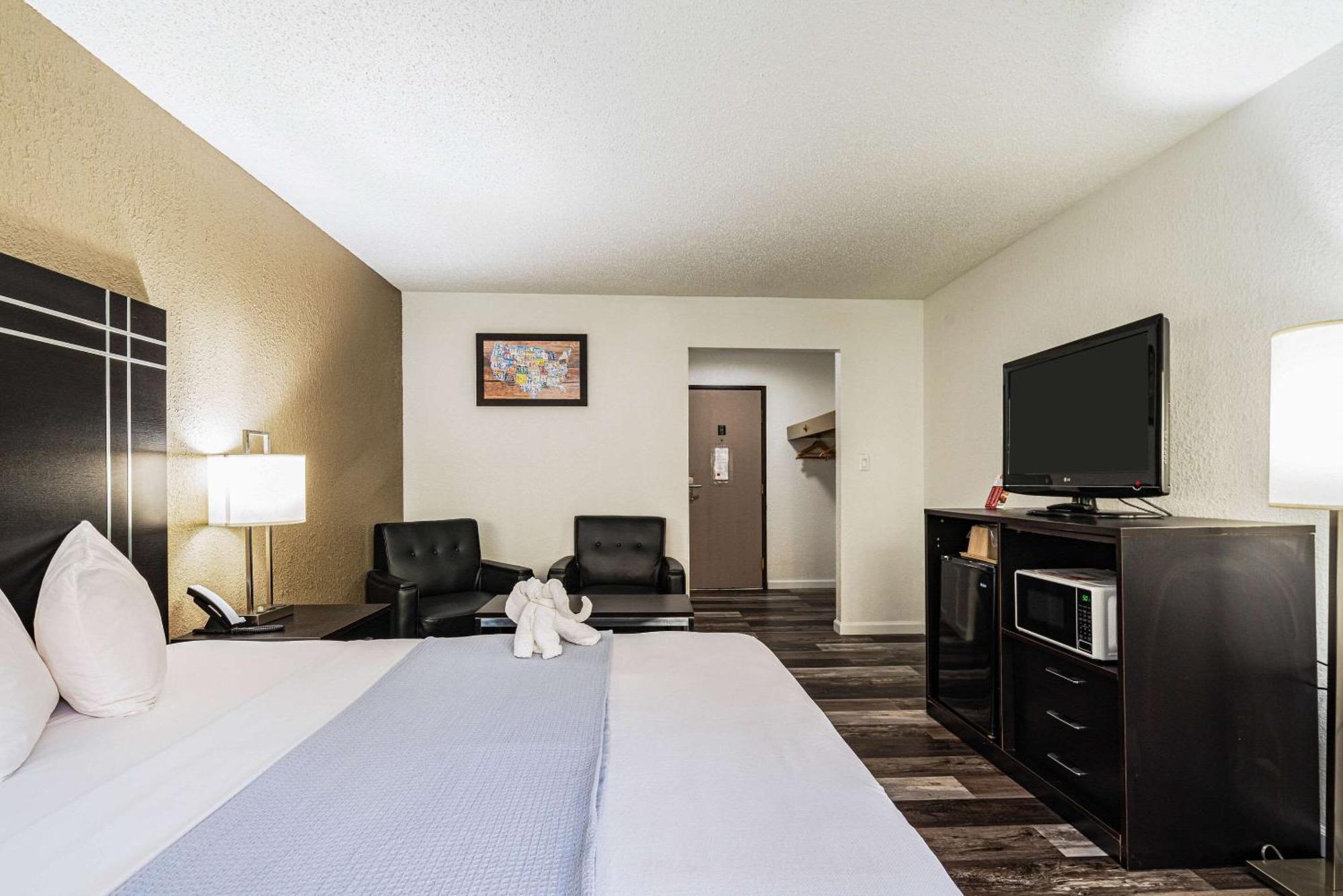 Econo Lodge Cleveland Southeast - Kent Streetsboro Eksteriør billede