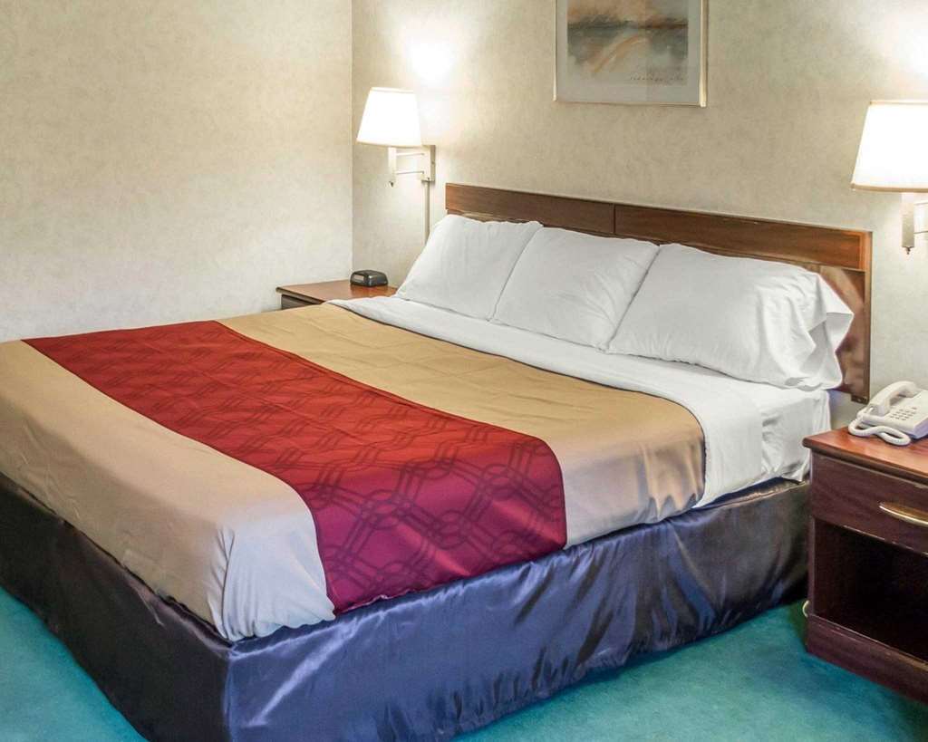 Econo Lodge Cleveland Southeast - Kent Streetsboro Værelse billede